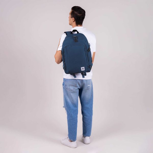 Mochila escolar juvenil 1818 by Chenson azul con amplio compartimento