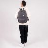 Mochila escolar juvenil 1818 by Chenson gris con amplio espacio